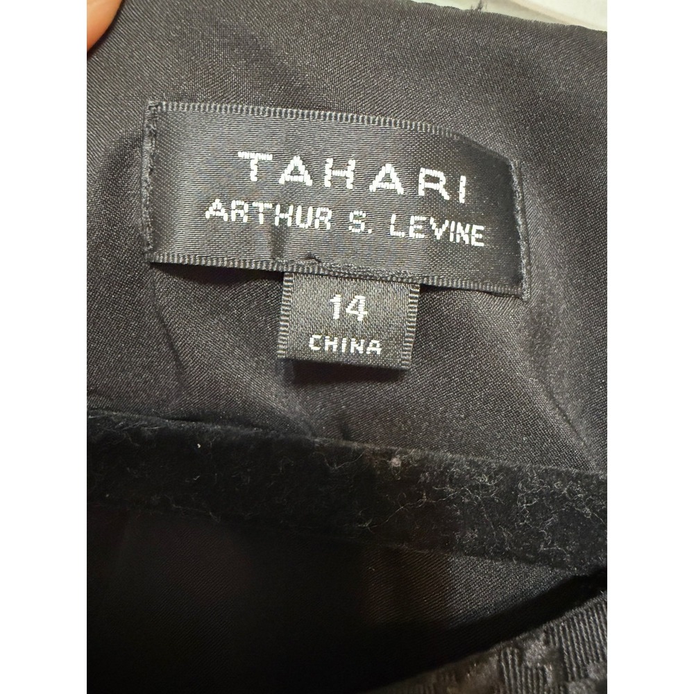 NWT Tahari Romantic Floral Textured Sheath Dress Sleeveless Size 14 Elegant Chic - Picture 6 of 9